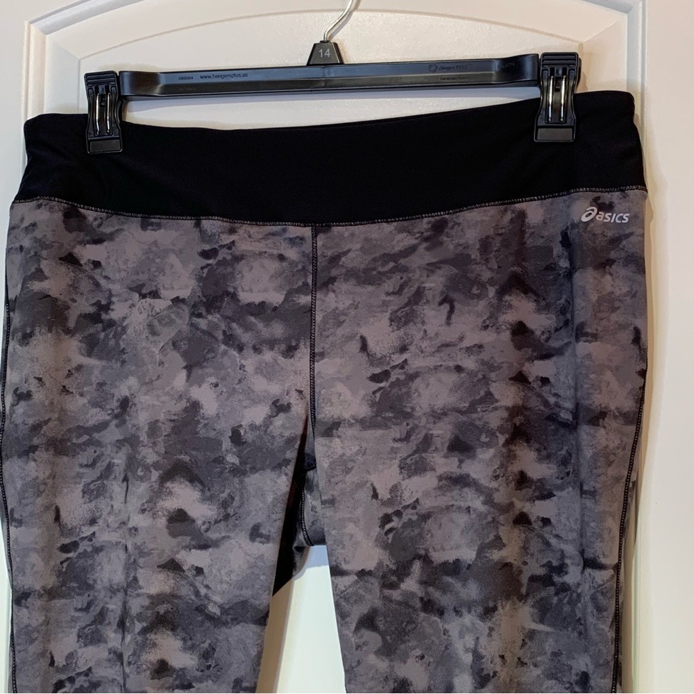 ASICS. Gray/Black workout pants. Sportswear. Athletic. Size‎ XL.